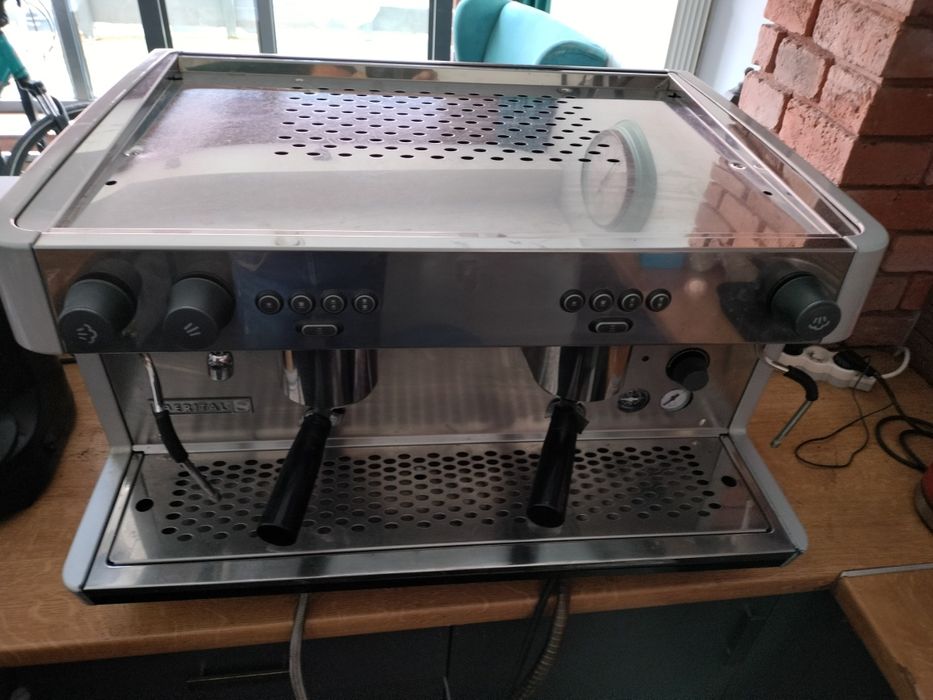 Profesjonalny Ekspres do kawy Iberital Intenz2  2-kolbowy stan B.Dobry