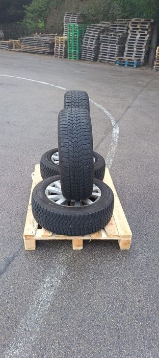 Zestaw opon z felgami 215/60 R16 A55M JF3R 2719