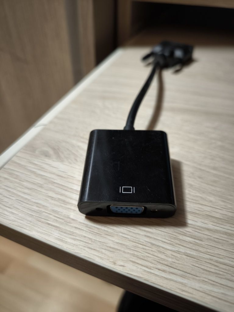 Adapter DVI(24+1) - męski , VGA na krótkim kablu