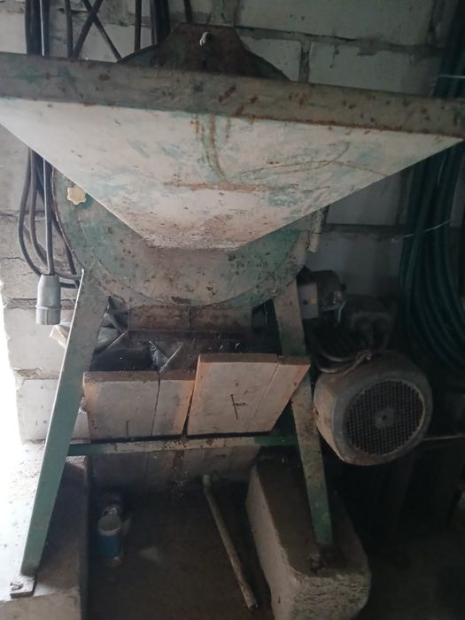 Srutownik bijakowy - dwukolka ciagnikowa