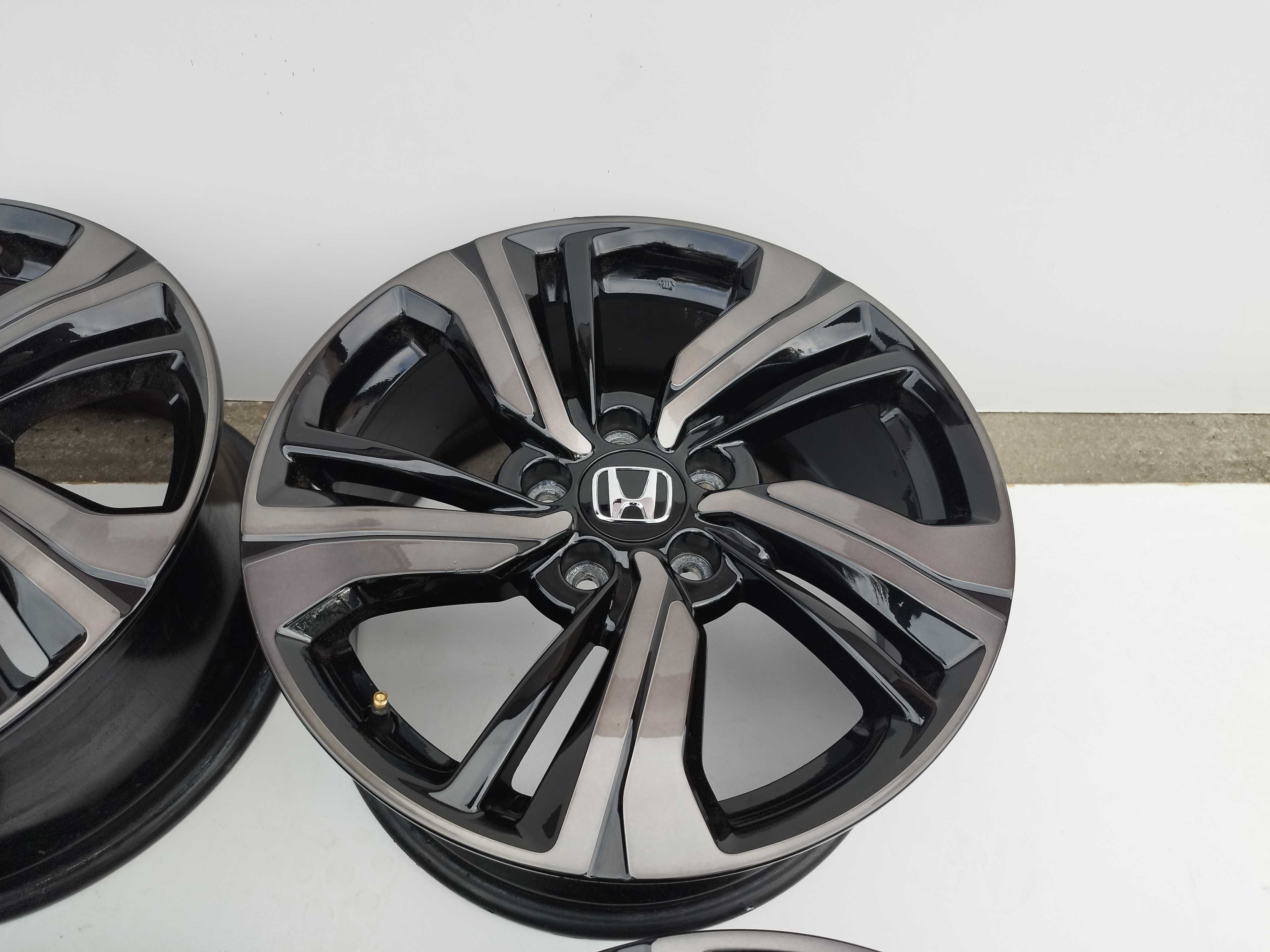 Piękny komplet 17x8J oryginał 5x114,3 oryginał HONDA Civic, Accord