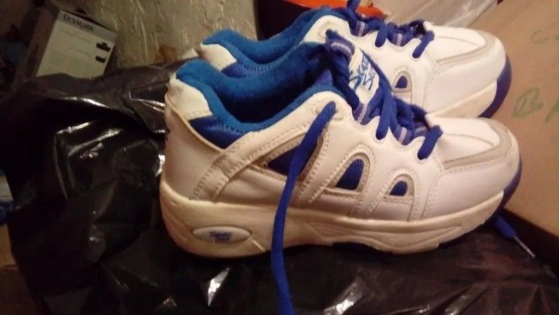 Buty na kółkach Skate Sko