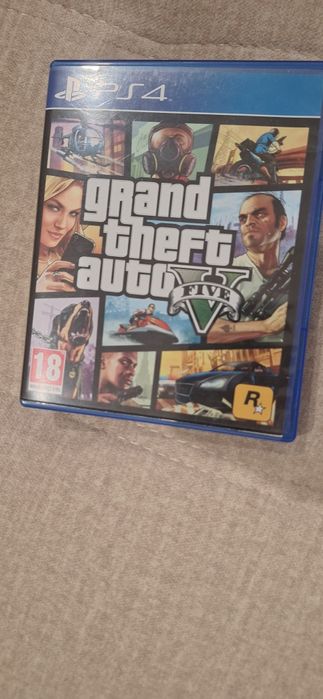 Ps4 + comando + 5 jogos