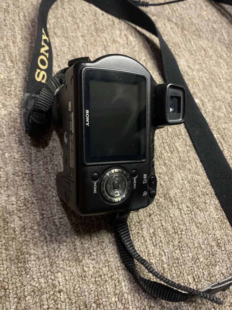 Фотоаппарат SONY DSC-H7