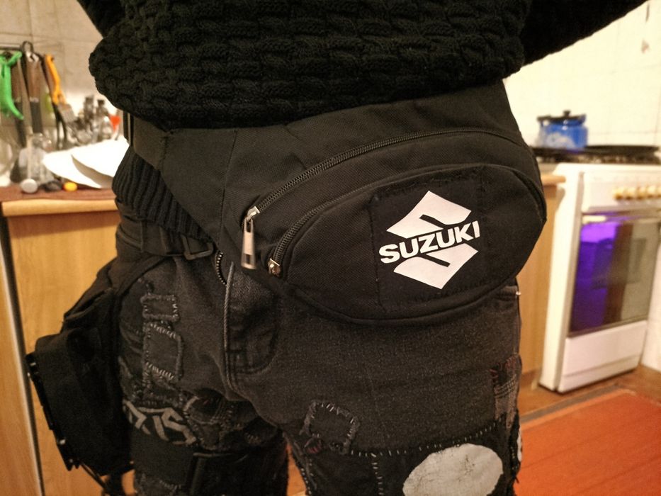 Бананка сумка сузуки suzuki