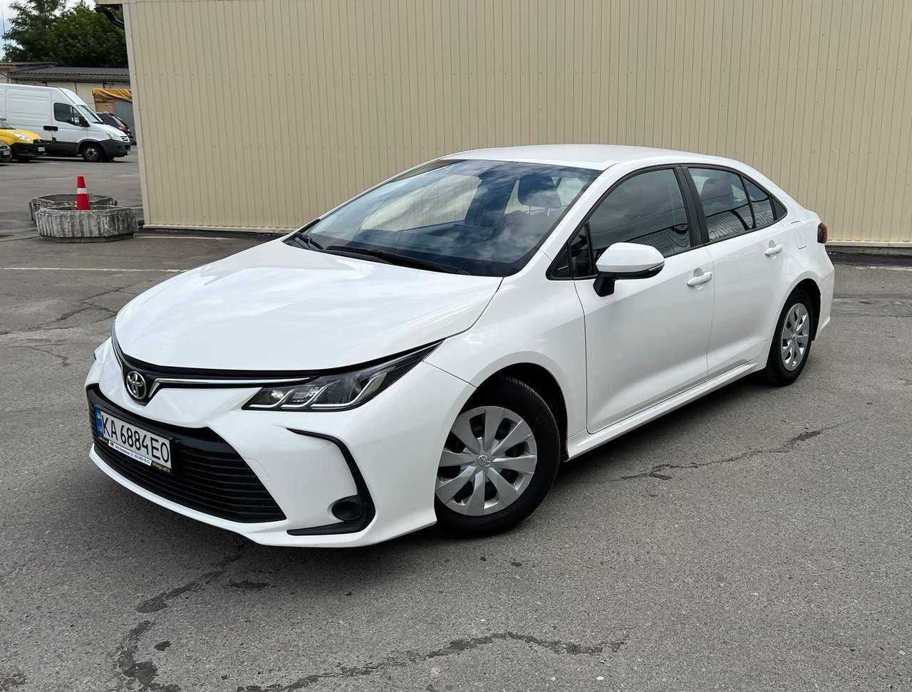 Аренда автомобиля авто под выкуп Киев Toyota Corolla 2020