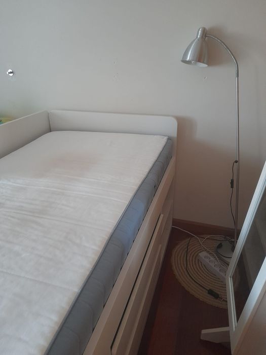 Cama solteiro Ikea