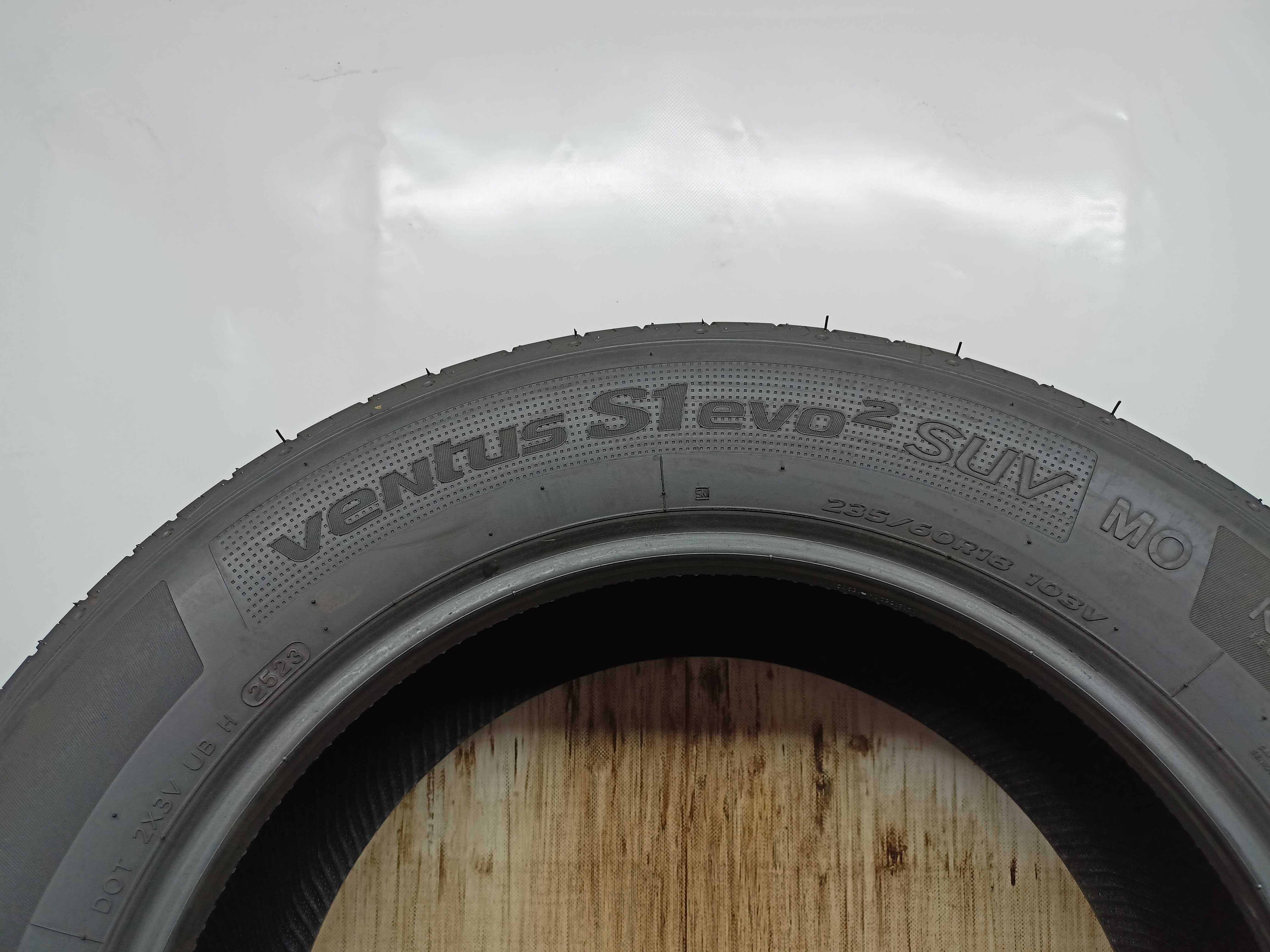 Hankook Ventus  S1 Evo 2 SUV 235/60/18 23r. 103V 8,3mm (1738)