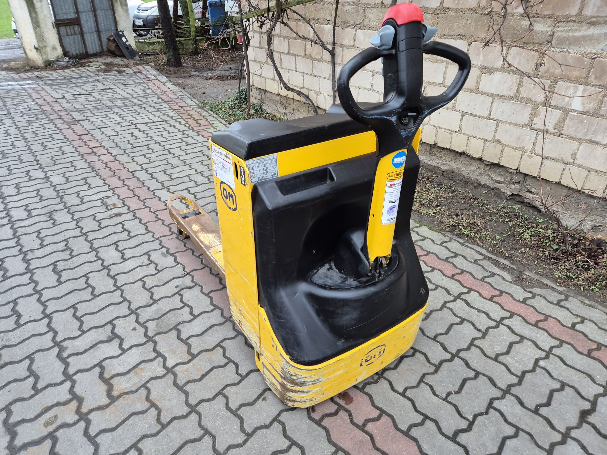 Paleciak elektryczny OM.  Linde Still  Jungheinrich Yale