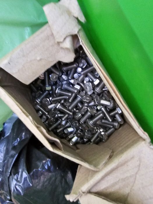 Parafusos de aço inox muita variedade