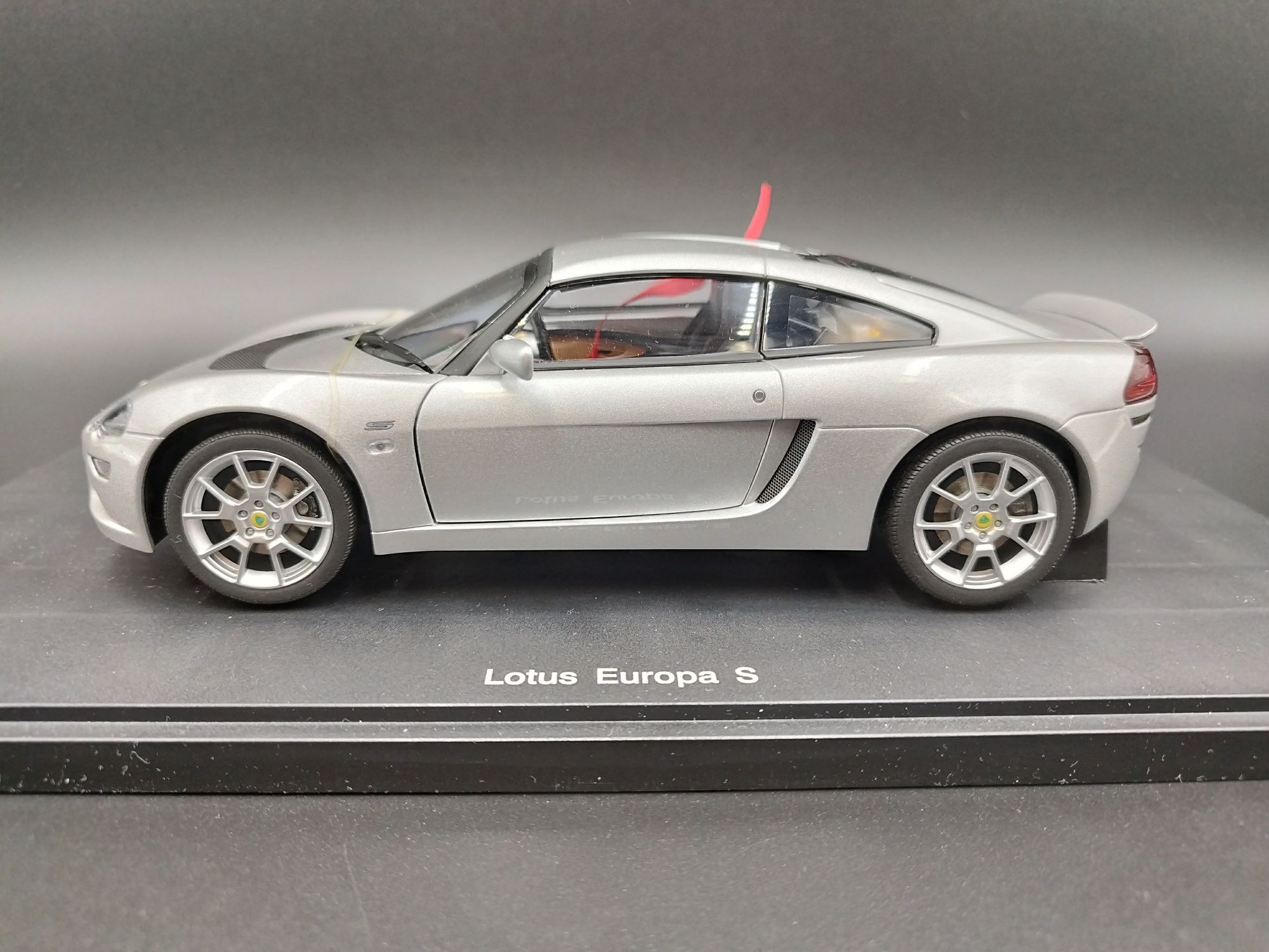 1:18 AUTOart Lotus Europa S model nowy