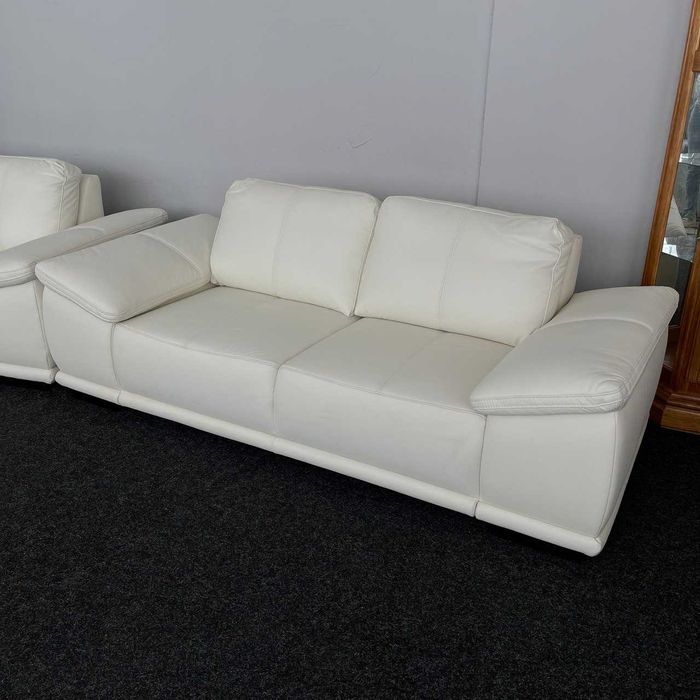 Комплект шкіряних диванів Німеччина Комплект кожаных диванов