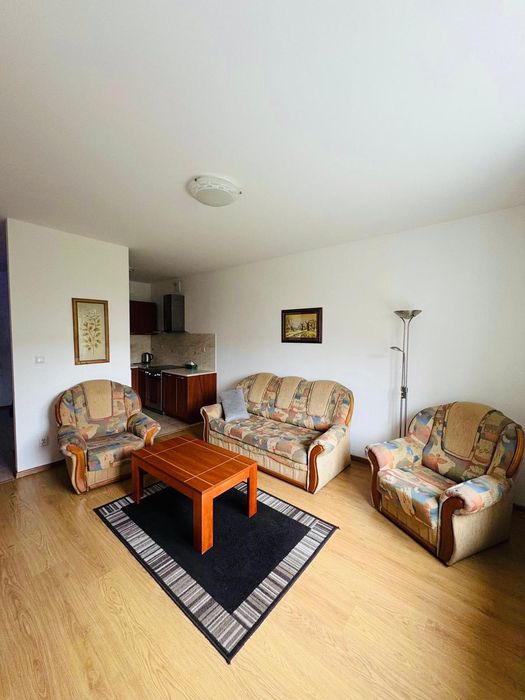 WYNAJMĘ mieszkanie 3 pok z miejscem w hali garażowej OSTROROGA Leszno