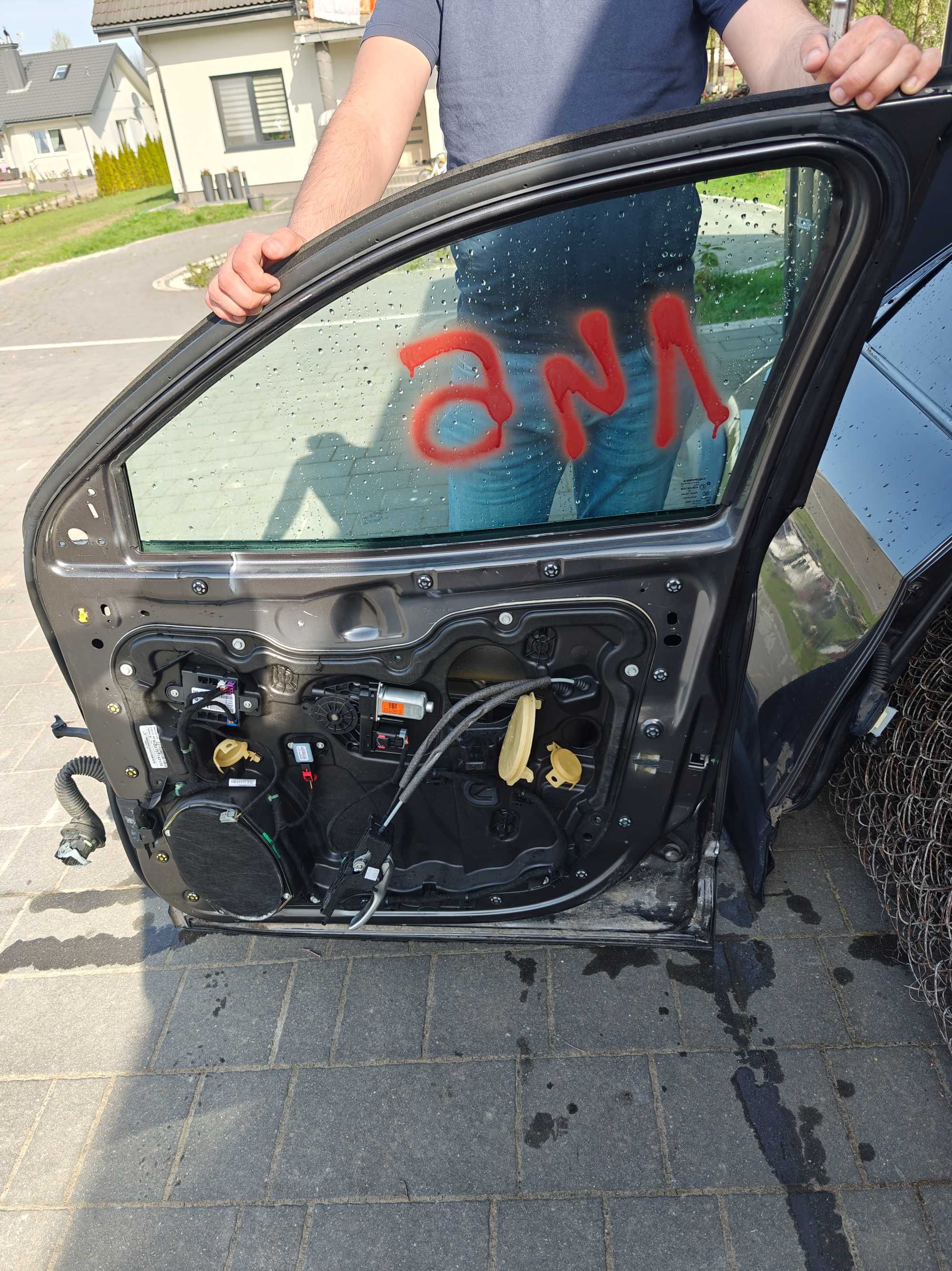 Drzwi prawe przód i tył Jeep Cherokee KL  PAU