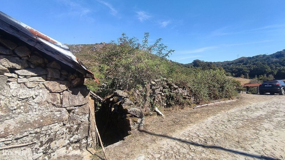 Moradia T2 para venda