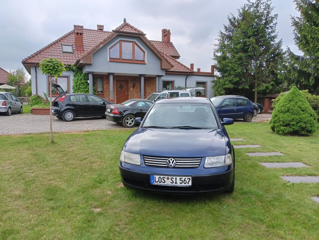 Volkswagen Passat B5, 2000r., poj. 1595 benzyna