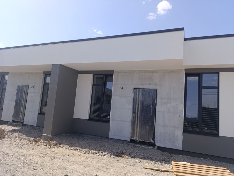 Продаж 1-поверхового дуплексу 74м² за ціною квартири.Святопетрівське