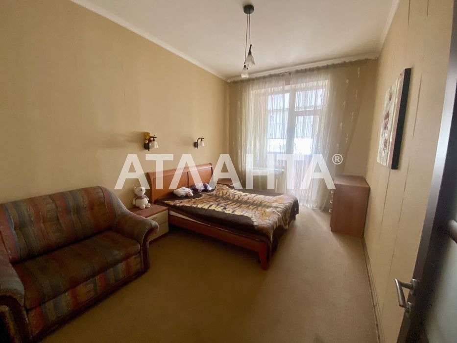 3 комн квартира с ремонтом Черемушки Хвойный пер Малиновского