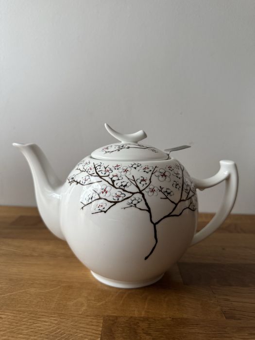 Dzbanek na herbatę White Cherry 1l porcelana