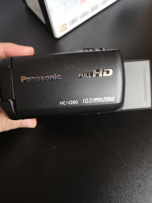 Камера Panasonic HC-V260 full HD