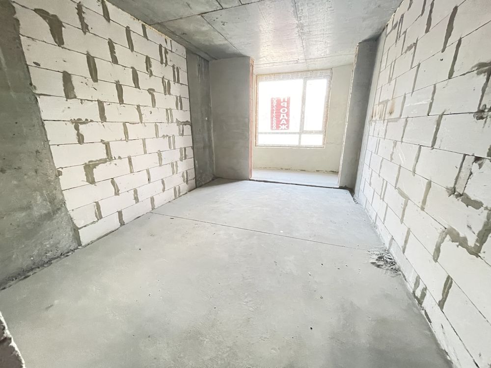 ПРОДАЖ 3 кімнатної квартири, поблизу центру вул. Торговиця