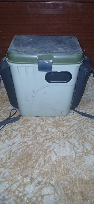 Ящик зимний продам