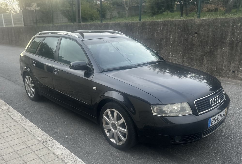 Audi A4 1.9 TDI 130 CV Caixa 6 Ano 2004 ( Versao SLine )