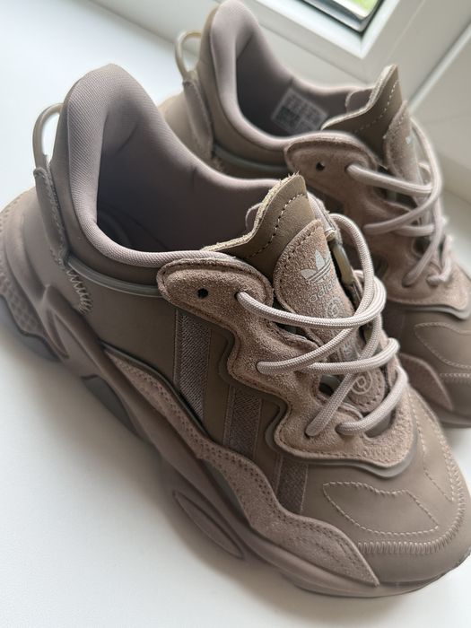 Кросівки жіночі Adidas