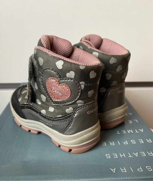 Черевики/чоботи Geox для дівчинки 22р.