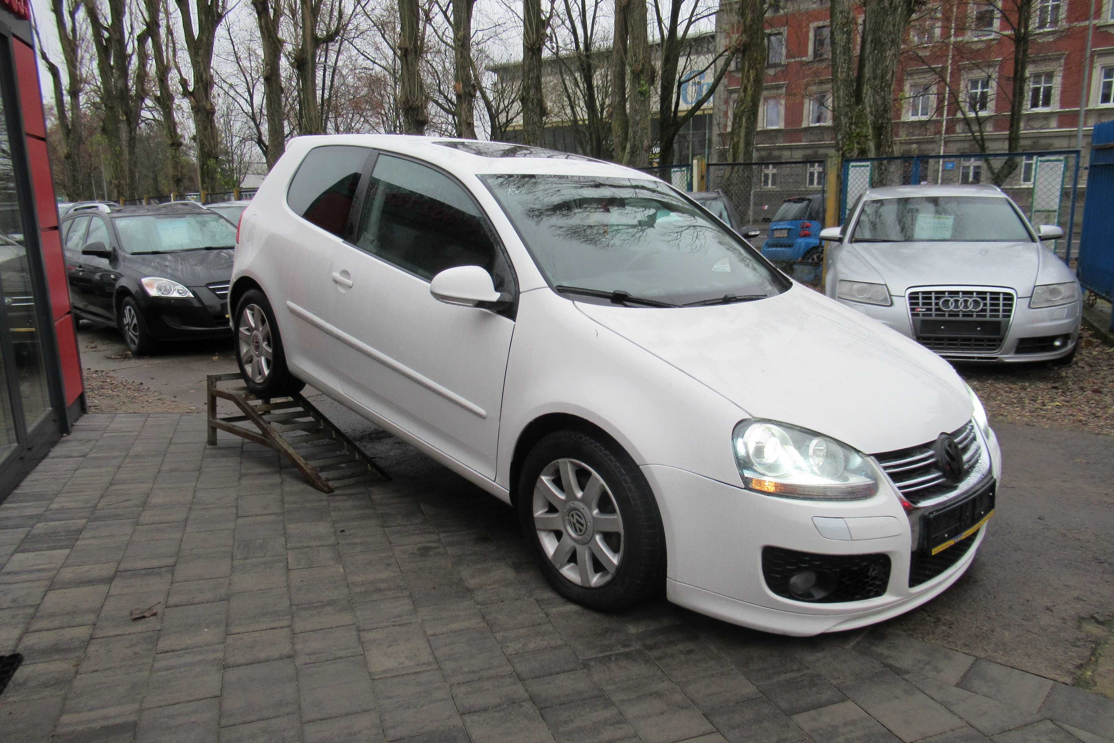 VW Volksfagen Golf GT V benzyna 1.4 TSI bixenon szyberdach wypas