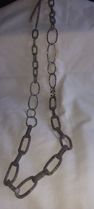 Colares de bijuteria