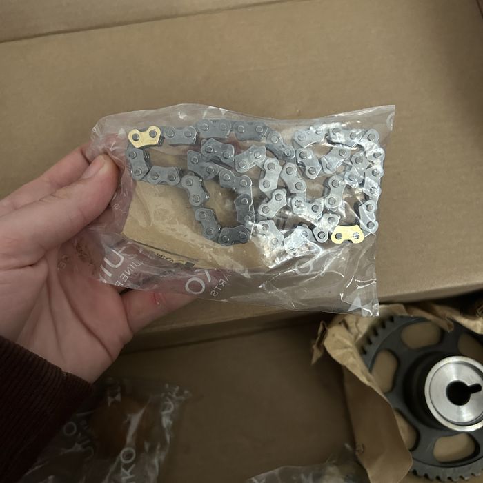 Комплект (частина) ланцюга ГРМ на Honda Accord 9