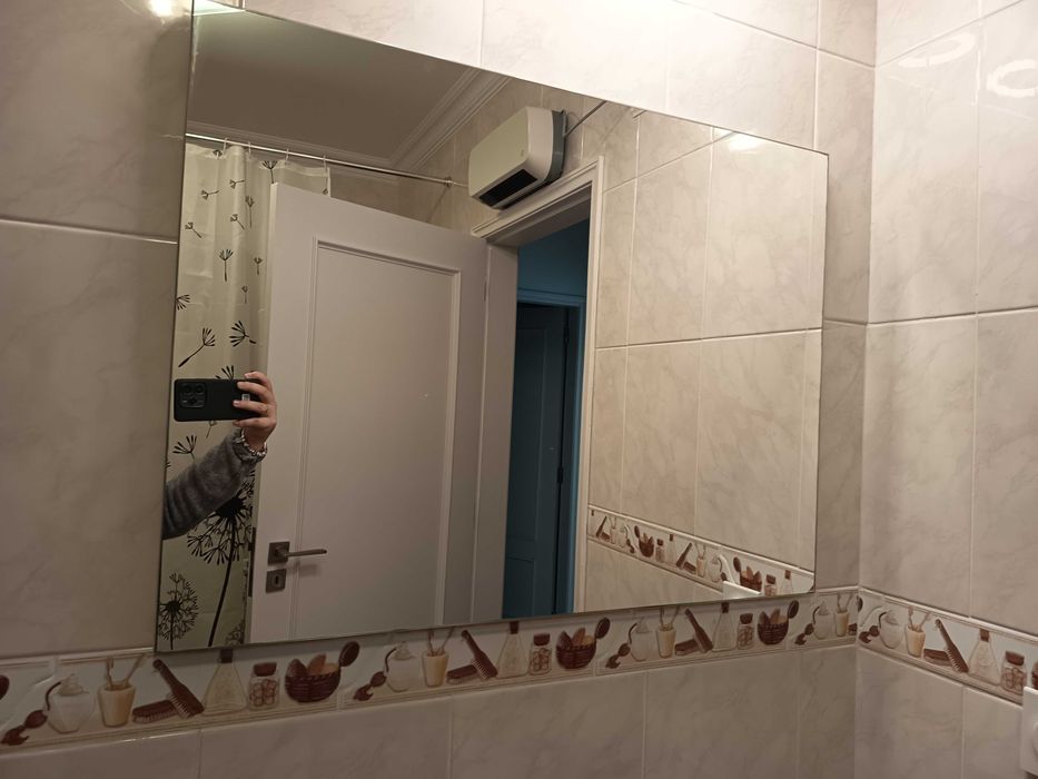 Espelho de casa de banho