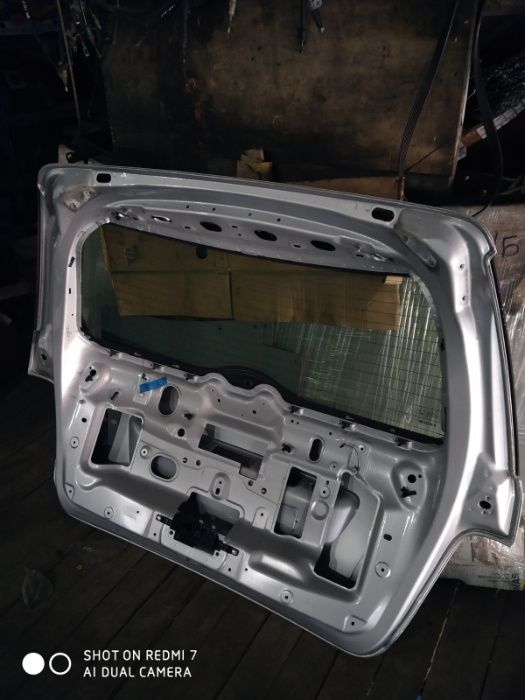 Ляда Mercedes ML W164 05-11 задняя дверь Мерседес 164 крышка багажника