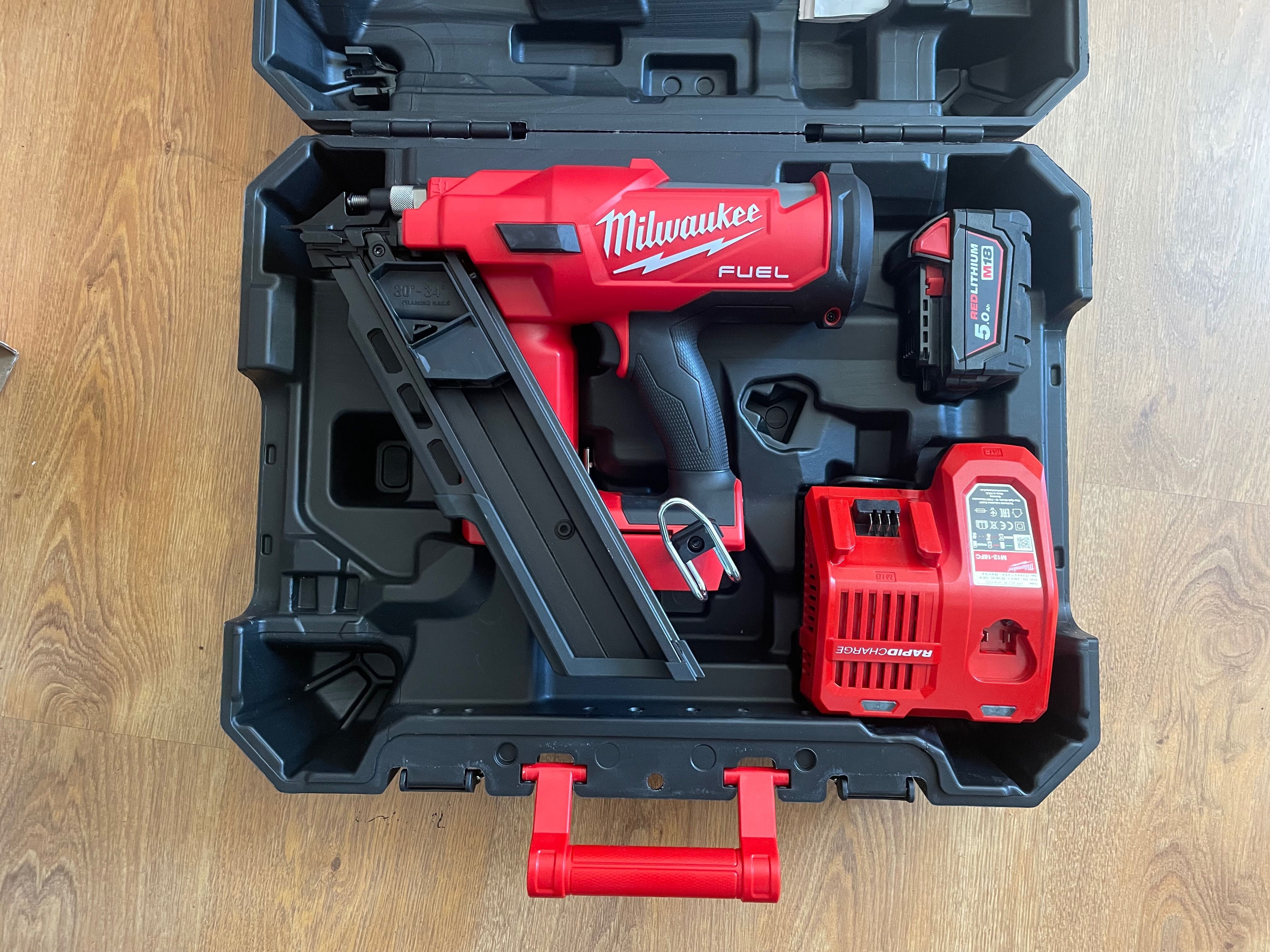 Gwoździarka milwaukee m18