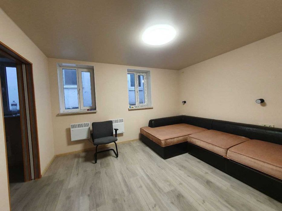 Продам 2к.  Центр, Воскресенская(Ленина)