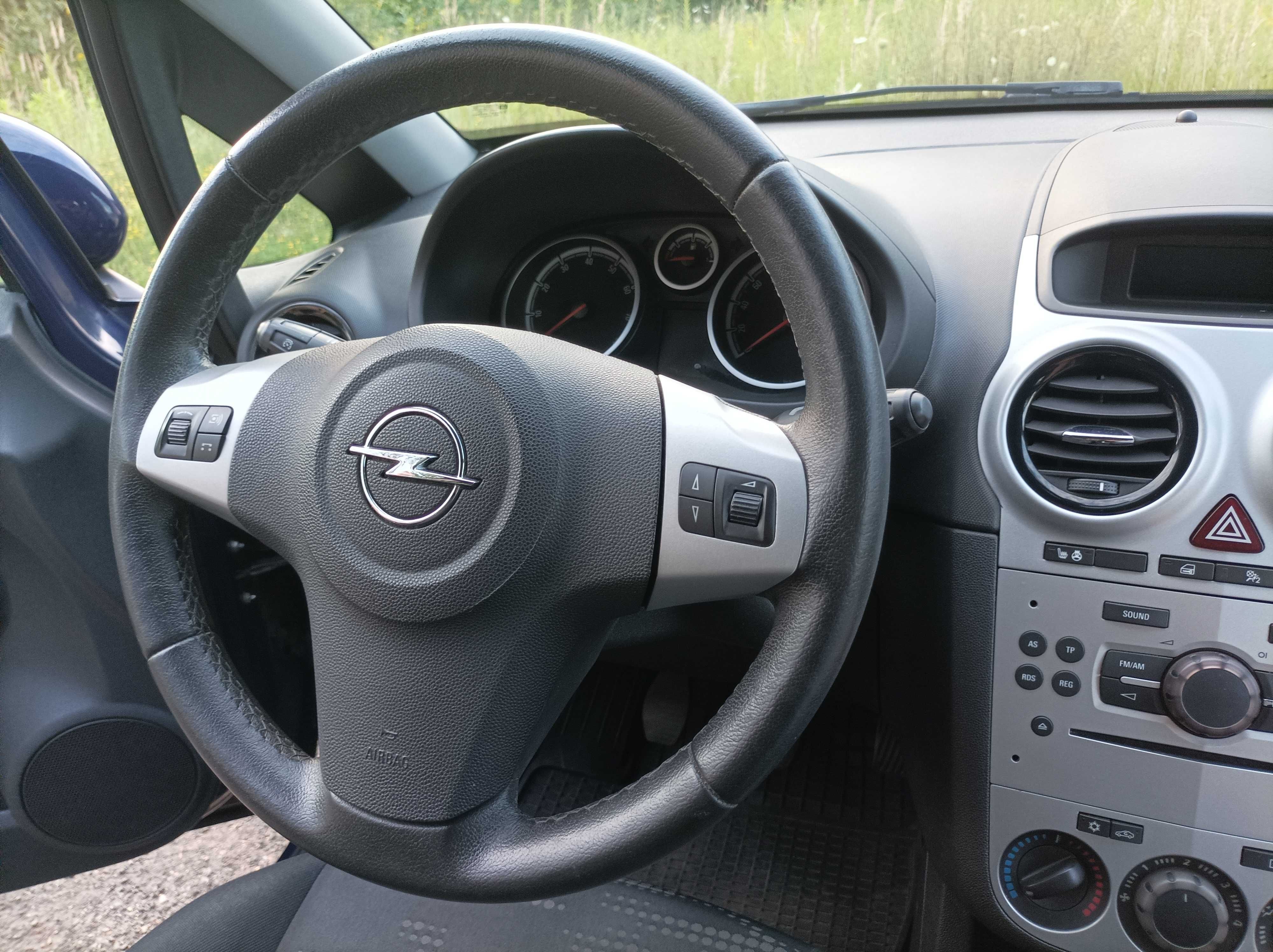 Opel Corsa D  **  Niezawodny  ***   Gotowy do jazdy * Sprawdź opis **