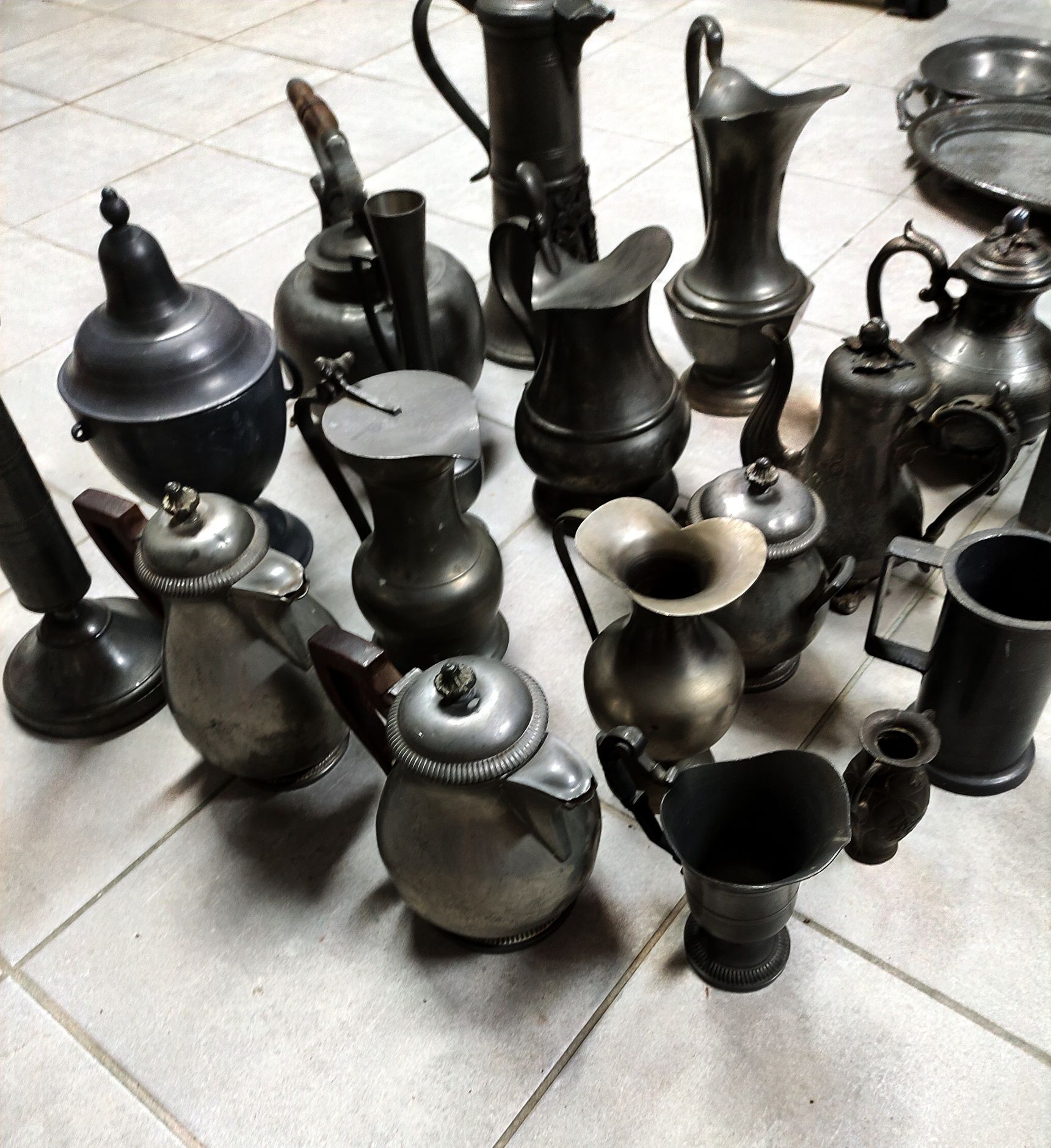 Peças antigas em estanho