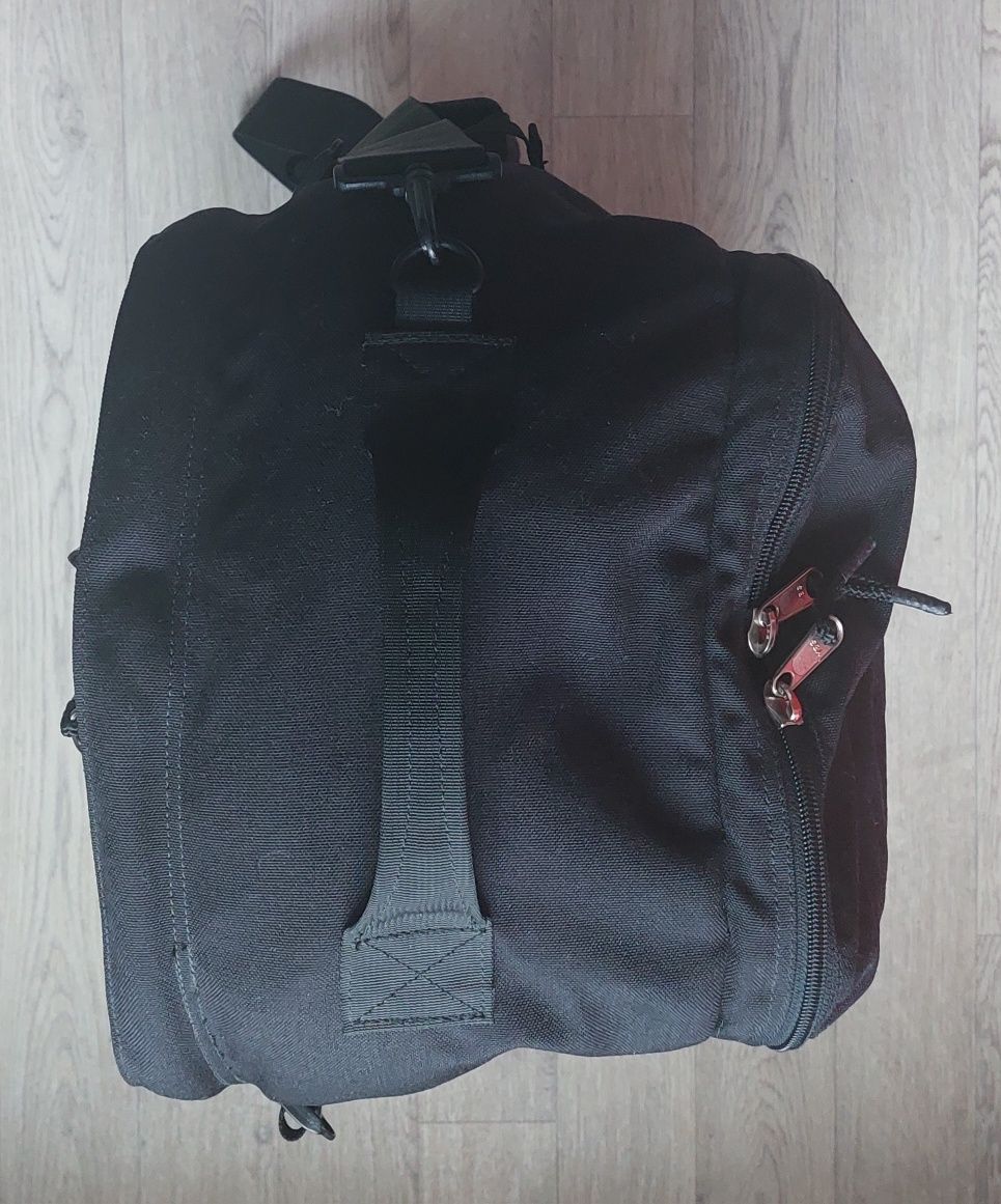 Рюкзак-сумка б/у JANSPORT 65L