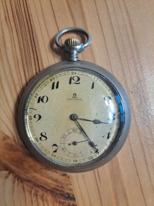Zegarek kieszonkowy Omega z 1916 roku