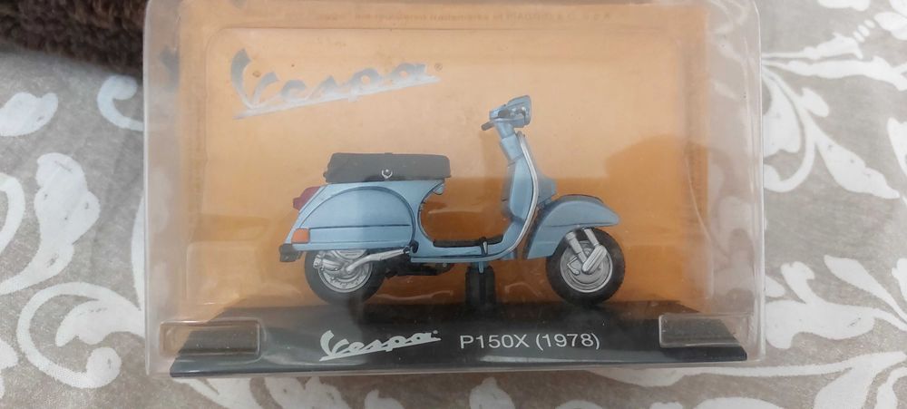 Motas, Vespa 1/18