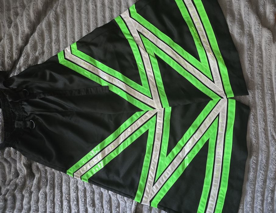 Heatwave штани,  приблизно ідуть на розмір S-M Y2K стиль