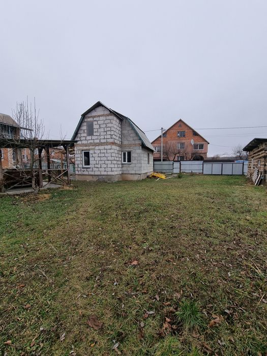 Терешки, окремий добротний будинок з сауною