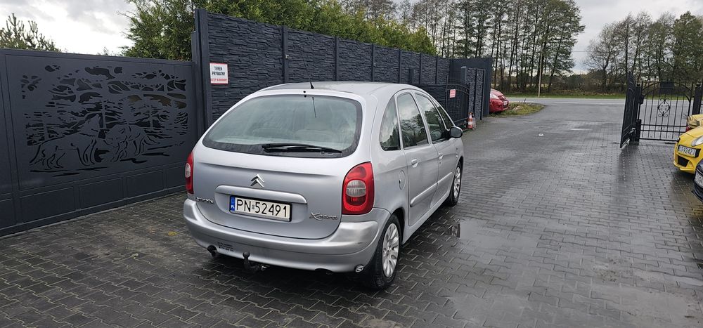 AUTO SKUP BYDGOSZCZ  Citroen Xara Picassso 2003r 1.8 GAZ hak holownicz