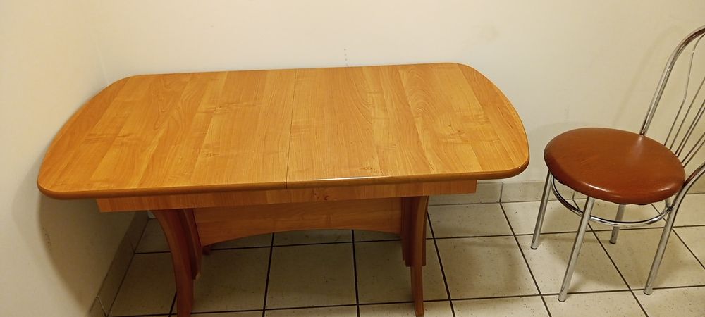Ławo stół + dwa krzesła
