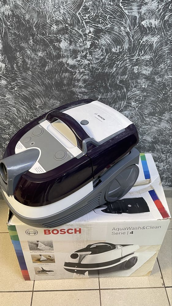 Пилосос Bosch bwd 41740