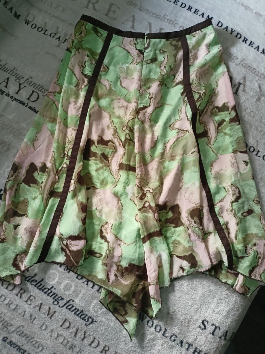 Zielona spódnica spódniczka 36 cienki materiał przewiewny na lato
