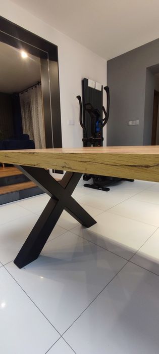 Stoły- ławy- stoliki- biurka -stelaże metalowe