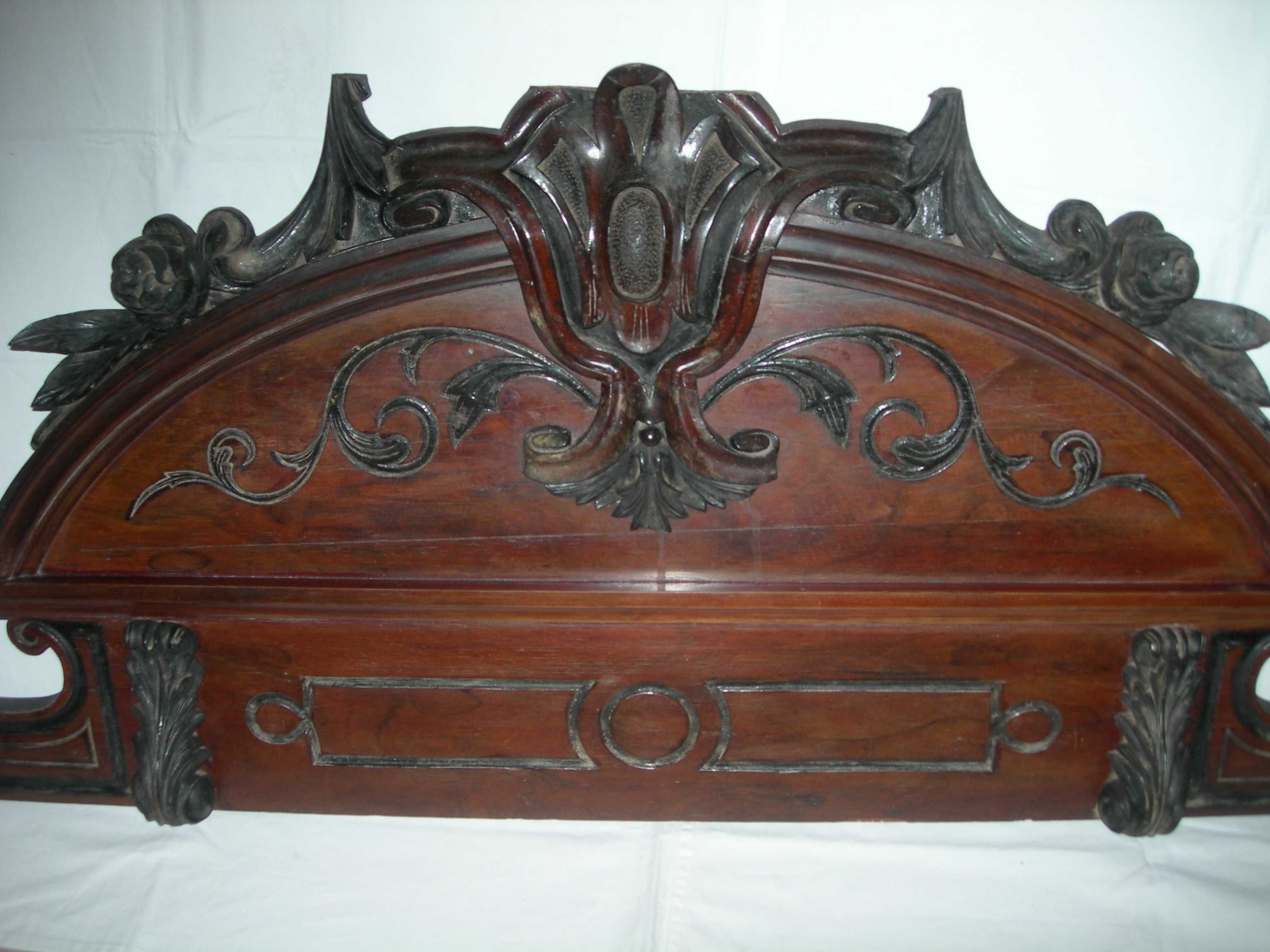 Alçado de móvel antigo