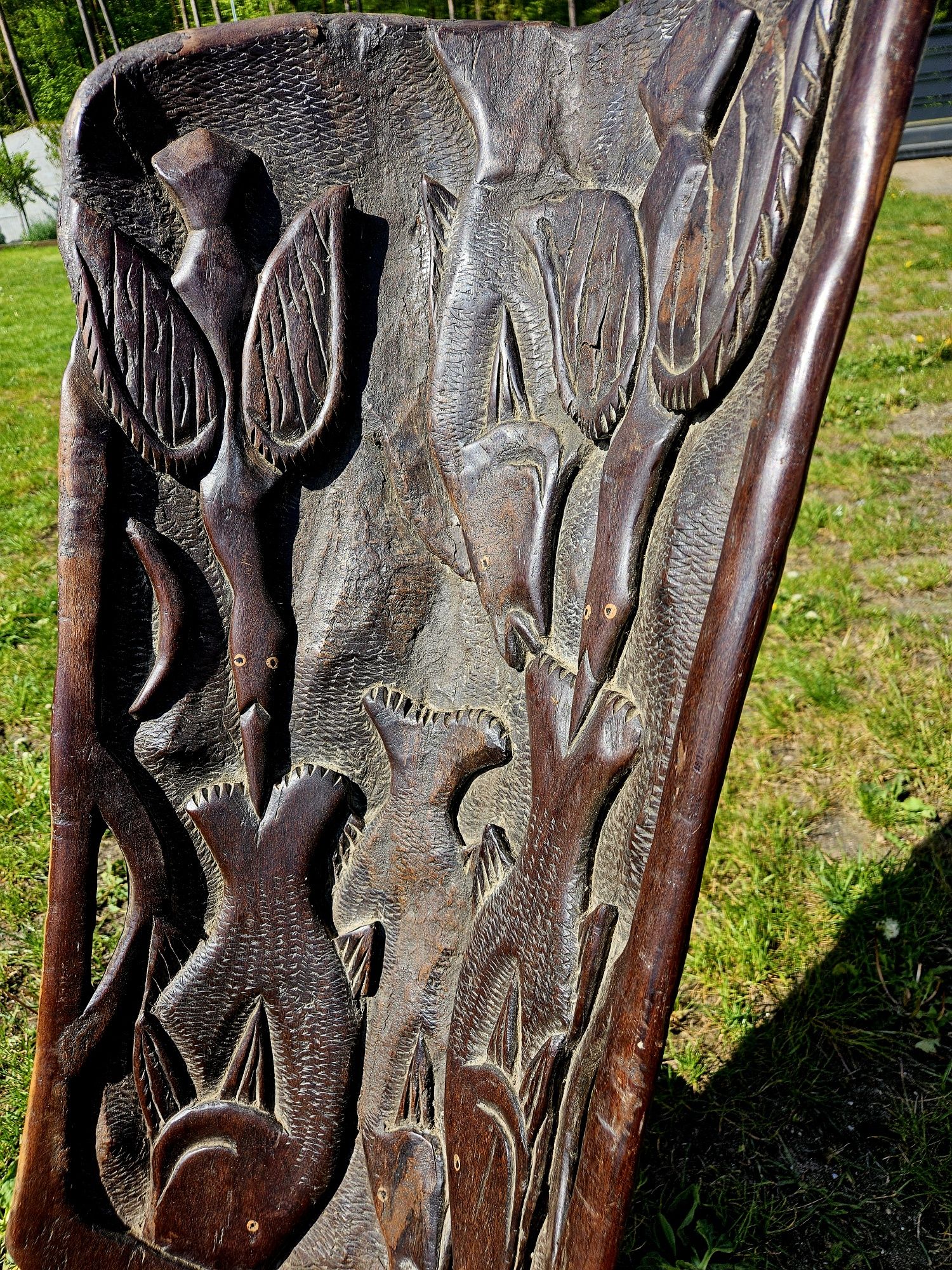 Stare duże Krzesło rzeźbione